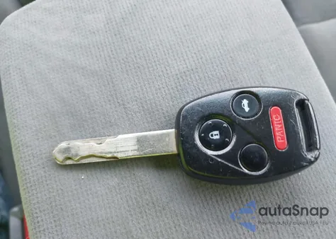 2004 Honda Accord 2.4 Ex from USA, damaged, VIN 1HGCM56604A140366